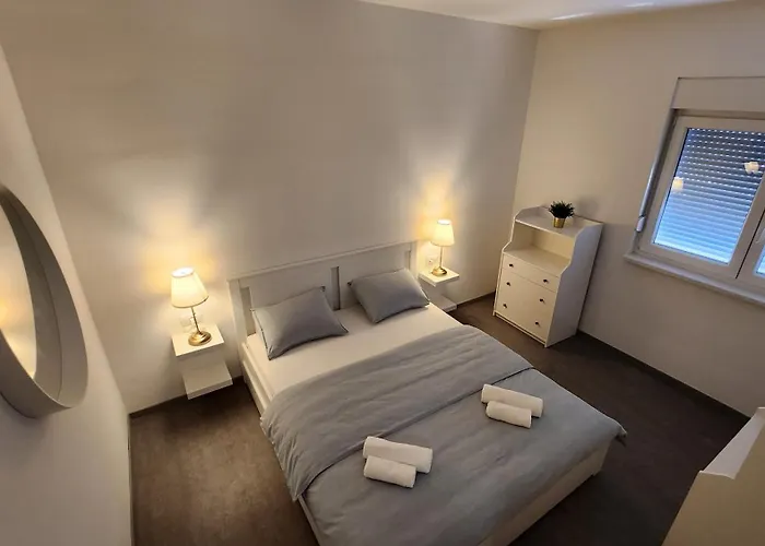 Hidden Sunset * Selca (Brac)